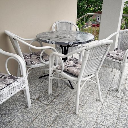 HOUSE - Apartman SARAH Kastela Bagian luar foto