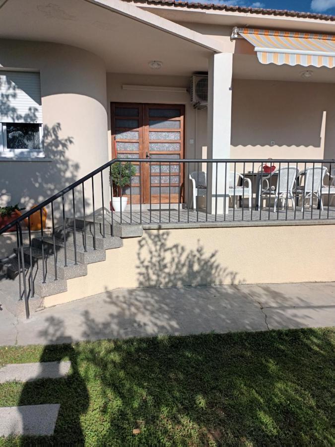 HOUSE - Apartman SARAH Kastela Bagian luar foto